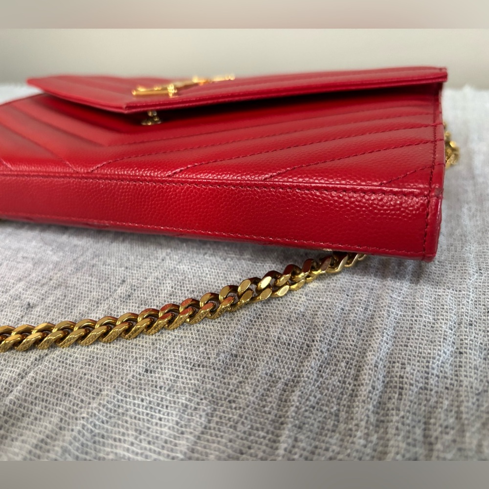 Yves Saint Laurent Red Envelope Chevron Leather Clutch - Picture 5 of 12